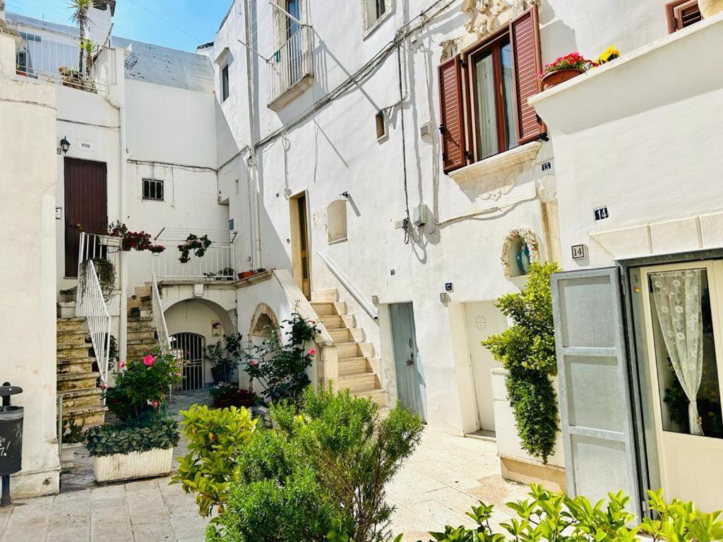 A Casa Di Laura Lägenhet Martina Franca Exteriör bild
